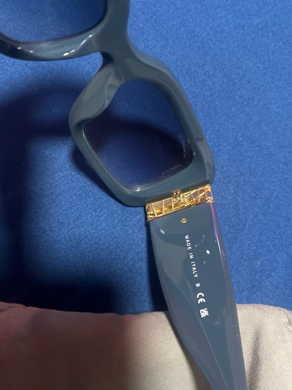 CHANEL used Blue/Gray Sunglasses with Gold Hinges no packaging included
